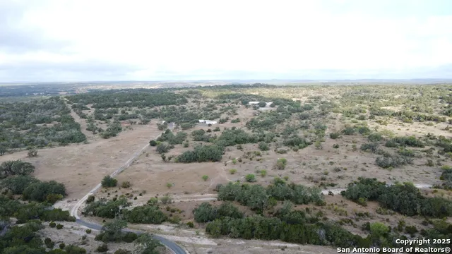 137 Private Road 3501 Mico, TX 78056