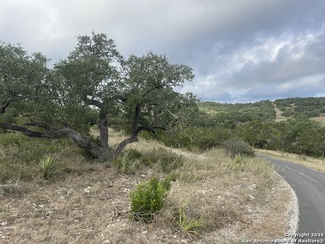 137 Private Road 3501 Mico, TX 78056