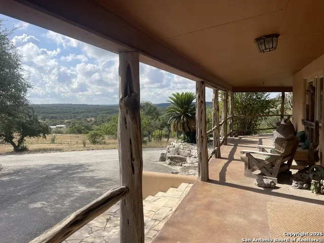 137 Private Road 3501 Mico, TX 78056