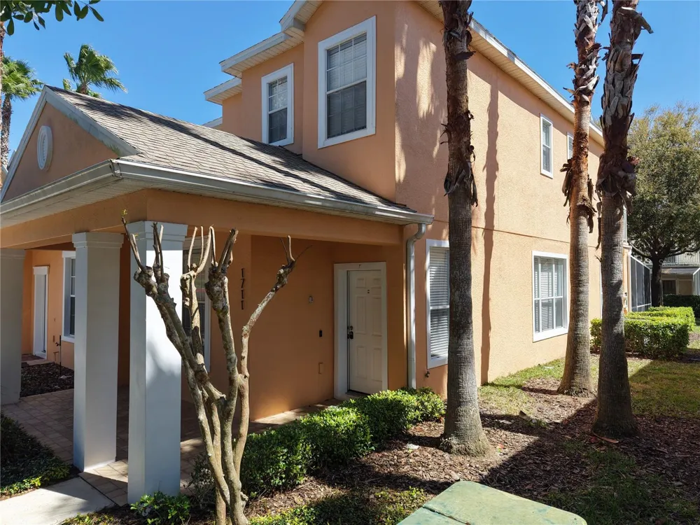 1711 RETREAT CIRCLE Clermont, FL 34714