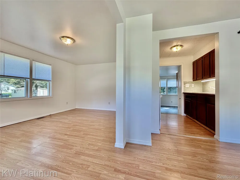 6493 Benoit Road Clay Township, MI 48001