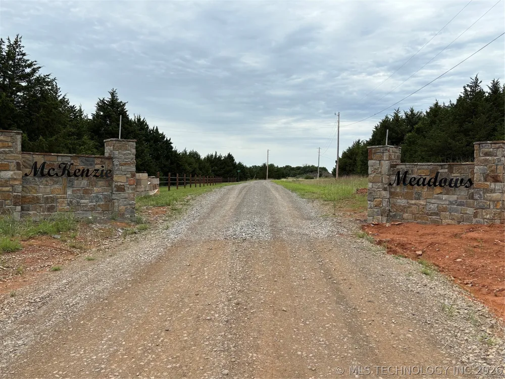 2608 S McKenzie Agra, OK 74824
