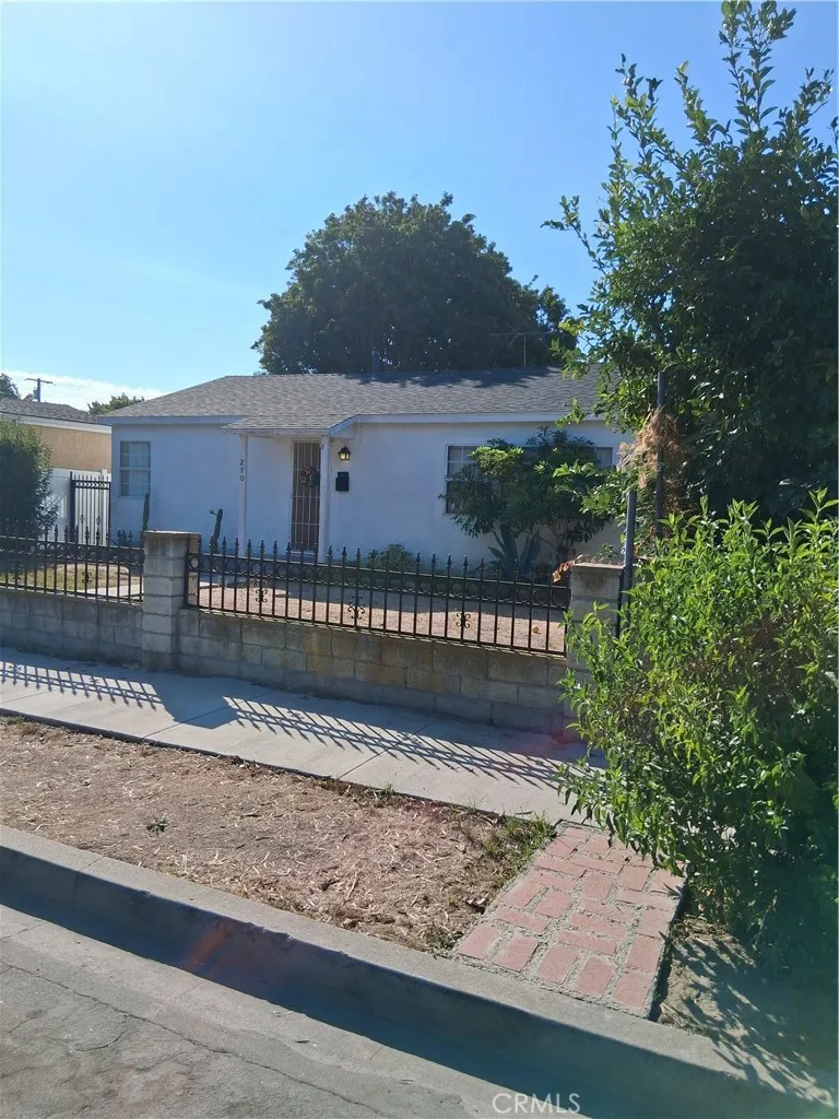 270 E Heath Lane Long Beach, CA 90805