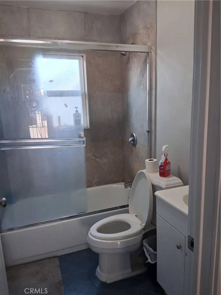 270 E Heath Lane Long Beach, CA 90805