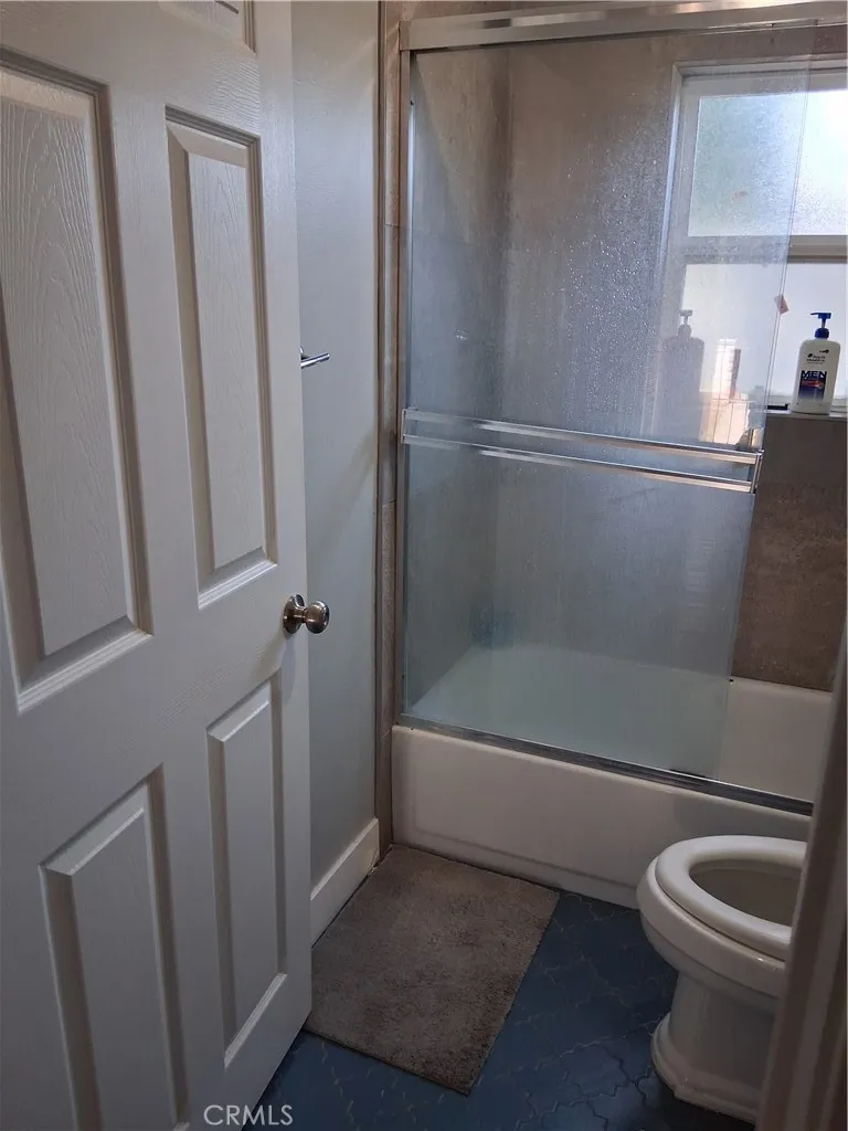 270 E Heath Lane Long Beach, CA 90805
