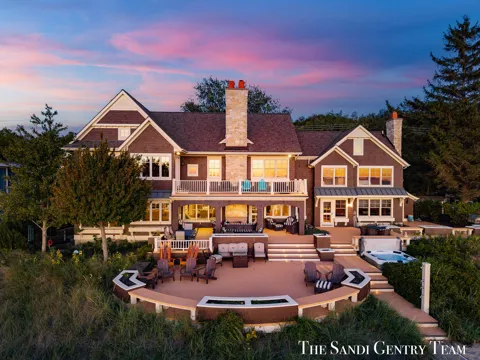 19201 North Shore Drive
