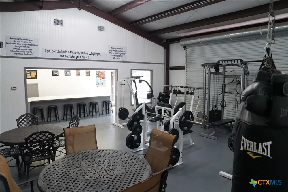 1354 US Highway 90a Sheridan, TX 77475