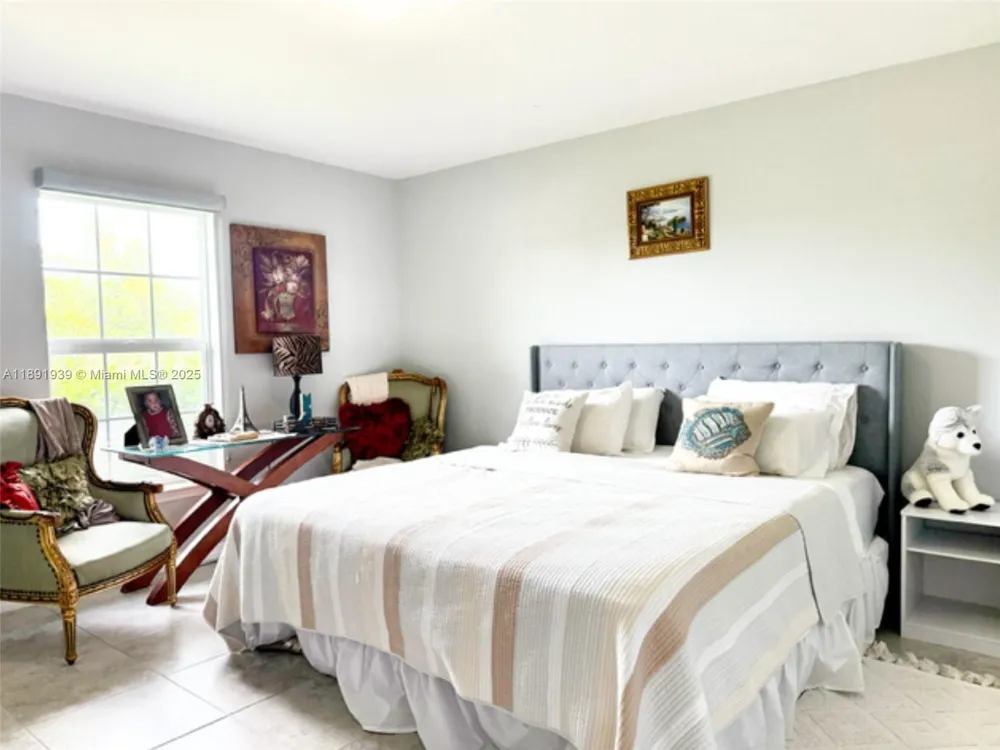 4157 NW 40th ave Cape Coral, FL 33993