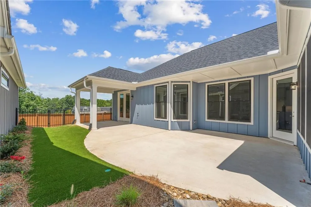 330 Sassafras Way Holly Springs, GA 30115