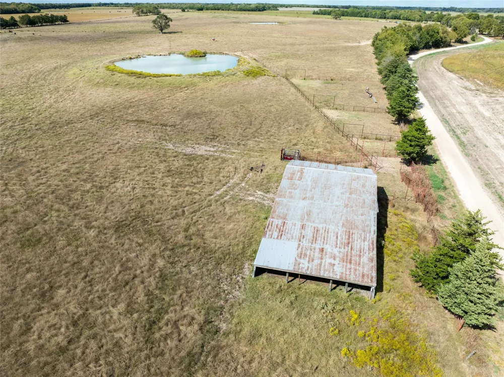CR 15240 Blossom, TX 75416