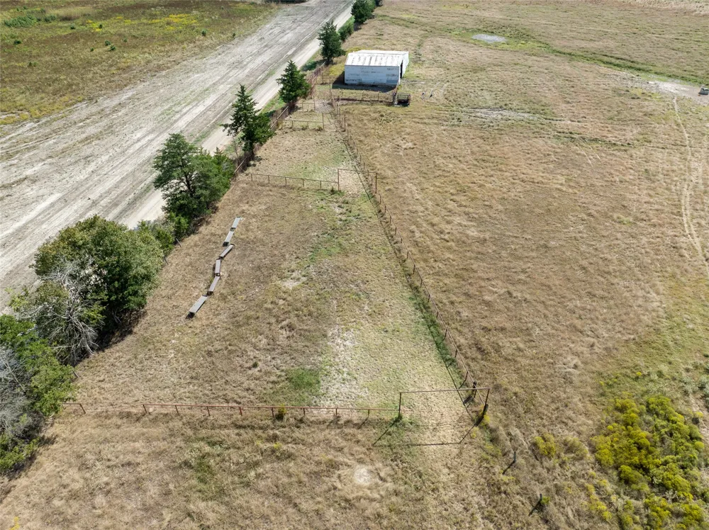 CR 15240 Blossom, TX 75416