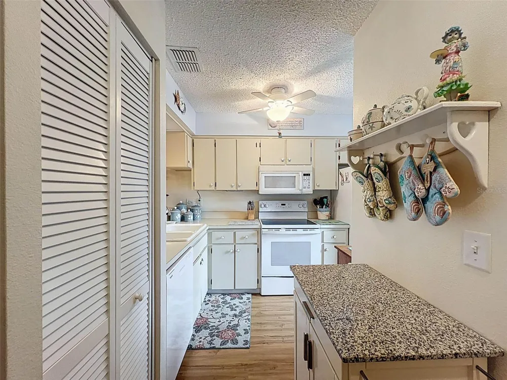 6433 TINA DRIVE #12 New Port Richey, FL 34653