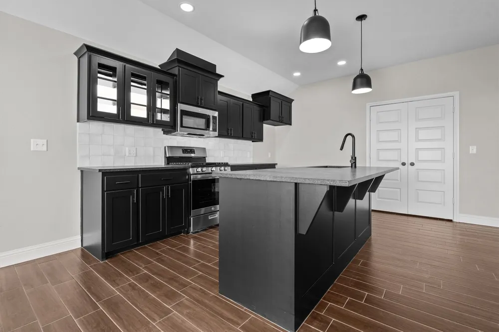 16517 Crossing Circle Lindale, TX 75771