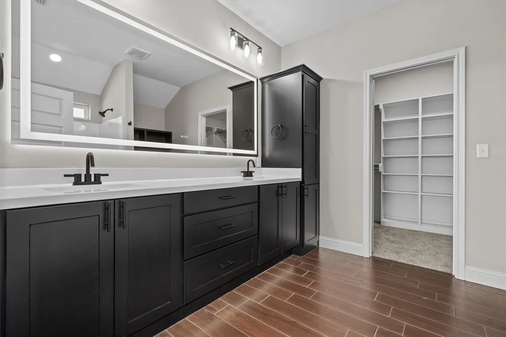 16517 Crossing Circle Lindale, TX 75771