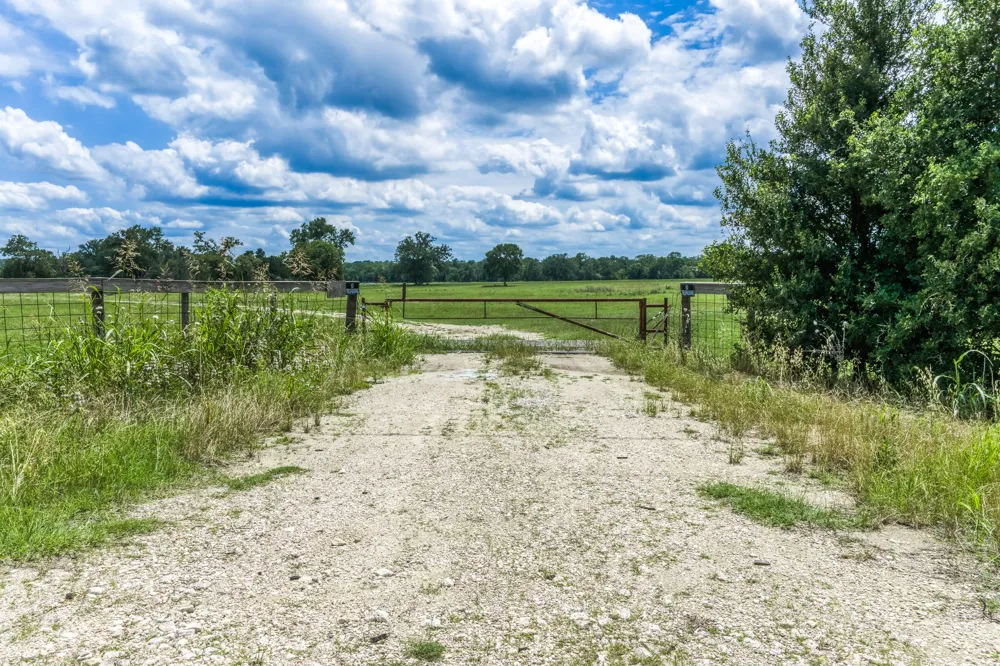 237 HWY 36 S Caldwell, TX 77836