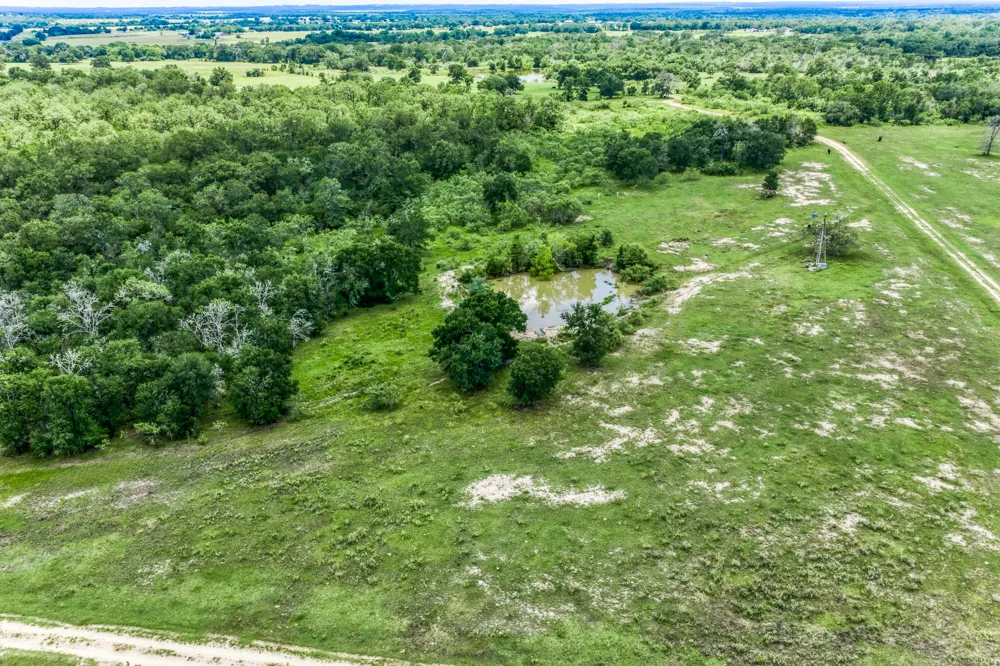 237 HWY 36 S Caldwell, TX 77836