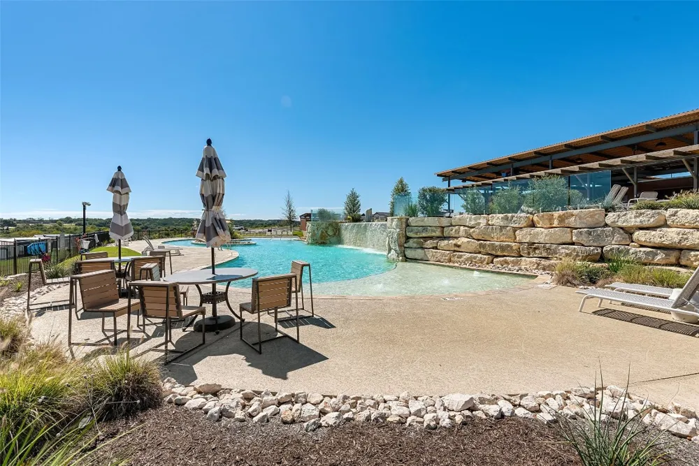 5386 Ranch Road 1376, Unit 274 #274 Fredericksburg, TX 78624