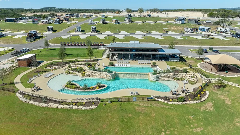 5386 Ranch Road 1376, Unit 274 #274 Fredericksburg, TX 78624
