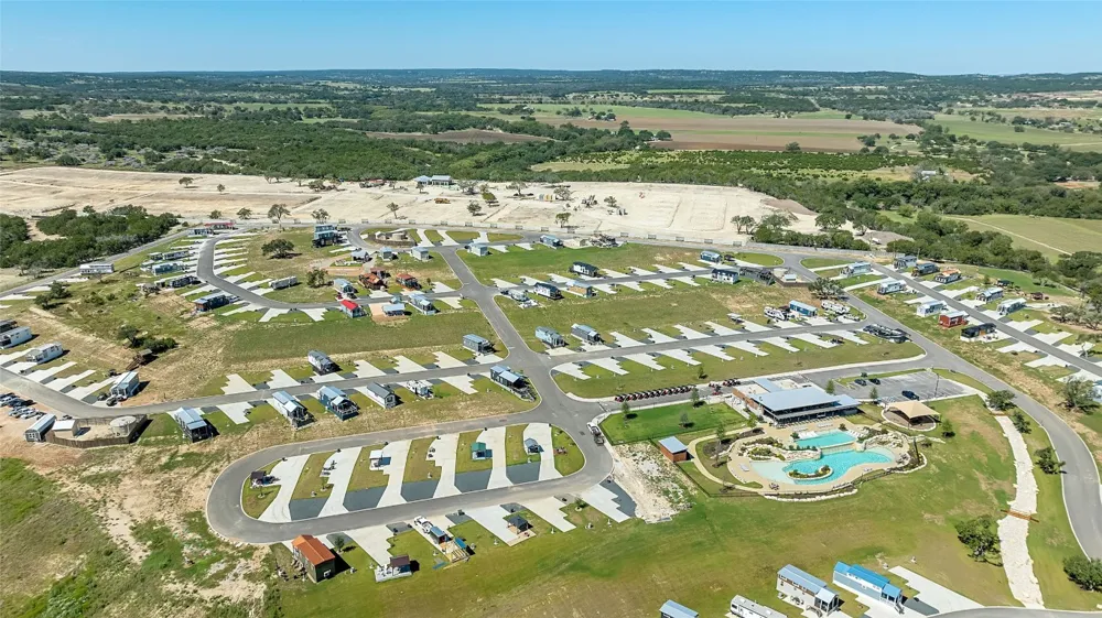 5386 Ranch Road 1376, Unit 274 #274 Fredericksburg, TX 78624