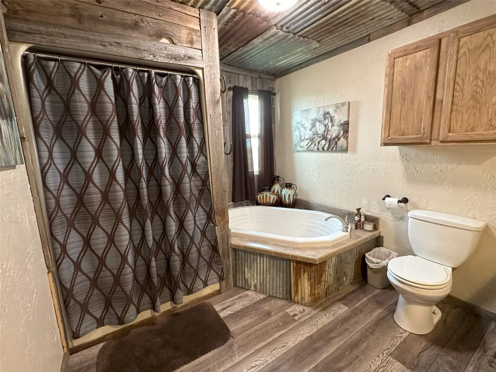 906 CR 235 Aspermont, TX 79502