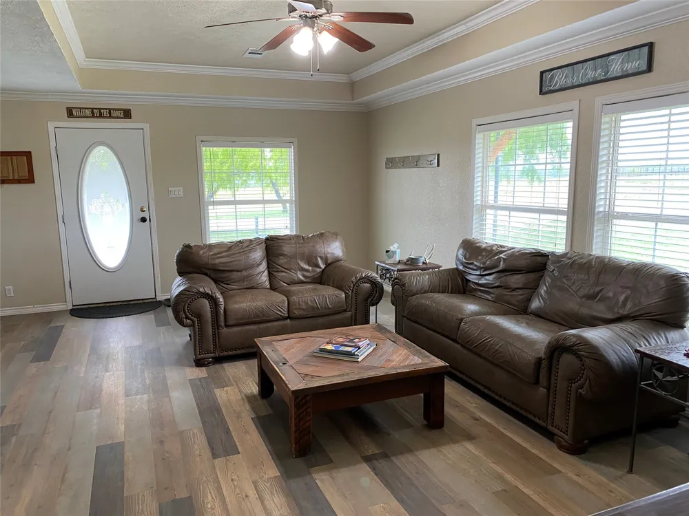 906 CR 235 Aspermont, TX 79502