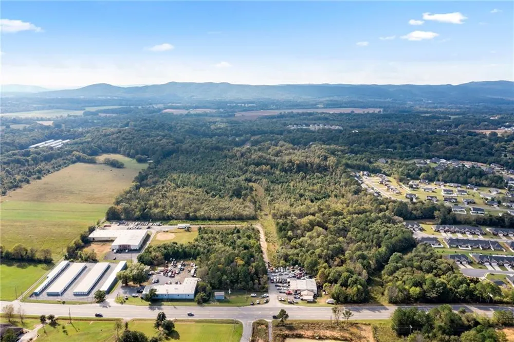 1401 GA-53 Calhoun, GA 30701