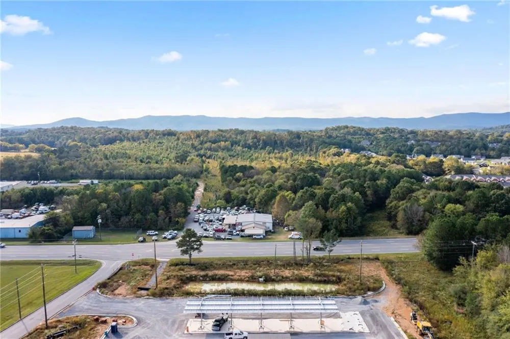 1401 GA-53 Calhoun, GA 30701