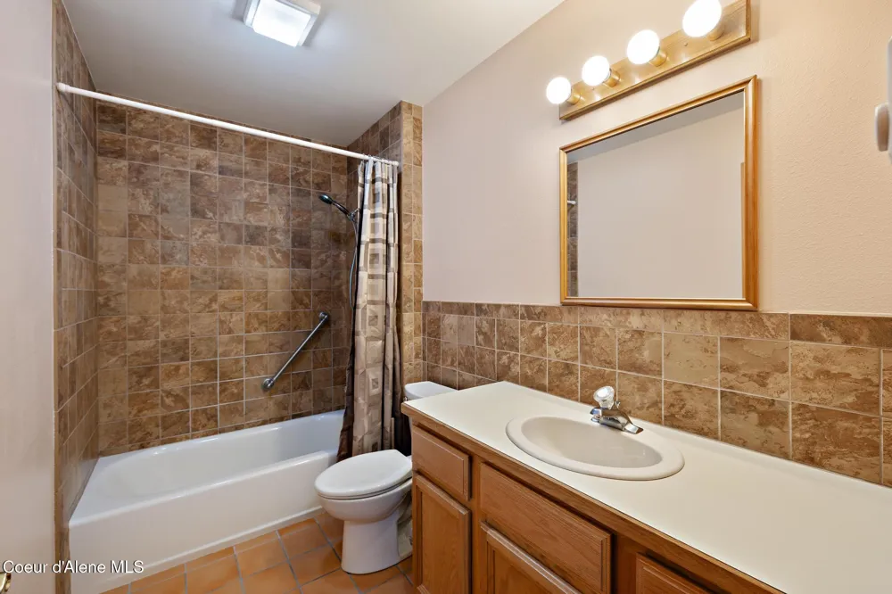 133 Gold Hill Circle Sagle, ID 83860