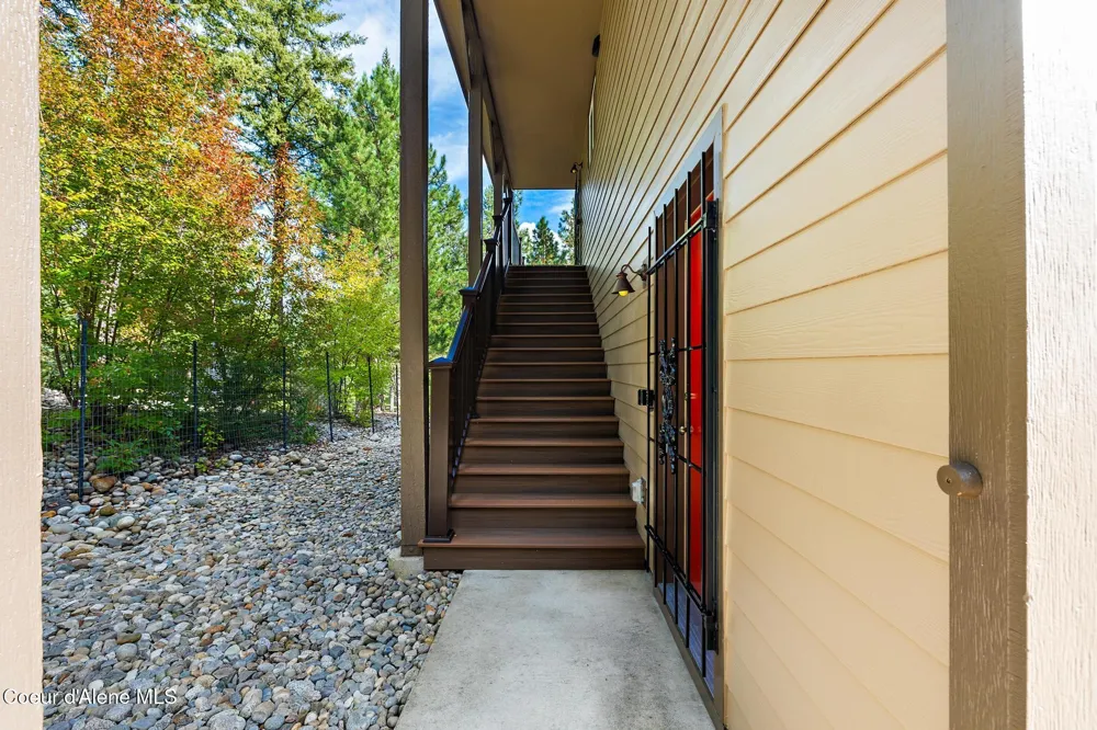 133 Gold Hill Circle Sagle, ID 83860