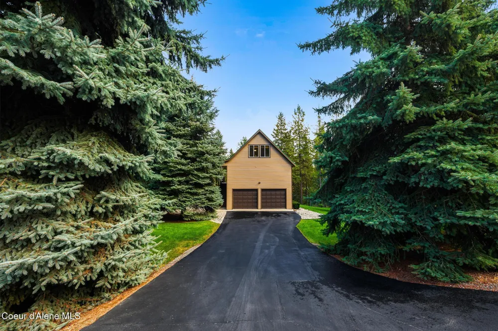 133 Gold Hill Circle Sagle, ID 83860
