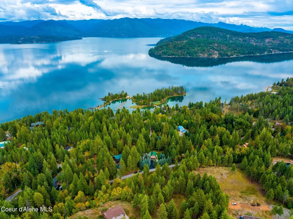 133 Gold Hill Circle Sagle, ID 83860