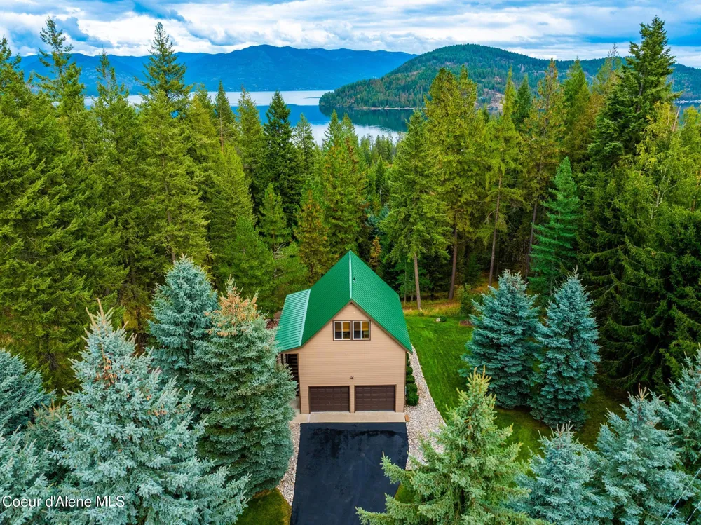 133 Gold Hill Circle Sagle, ID 83860