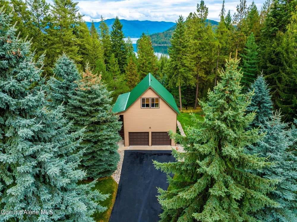 133 Gold Hill Circle Sagle, ID 83860