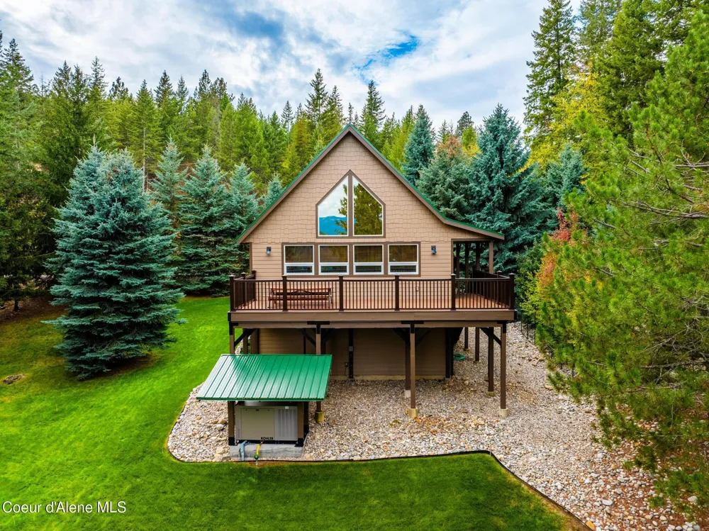 133 Gold Hill Circle Sagle, ID 83860