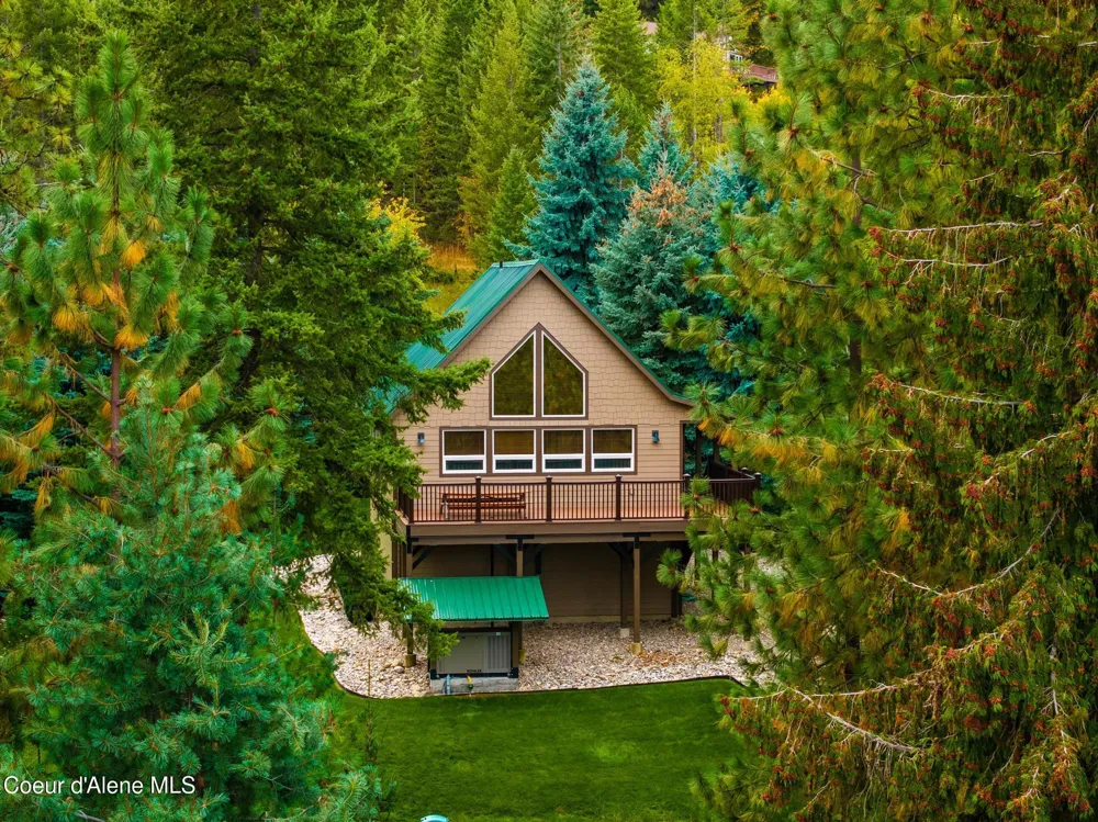 133 Gold Hill Circle Sagle, ID 83860