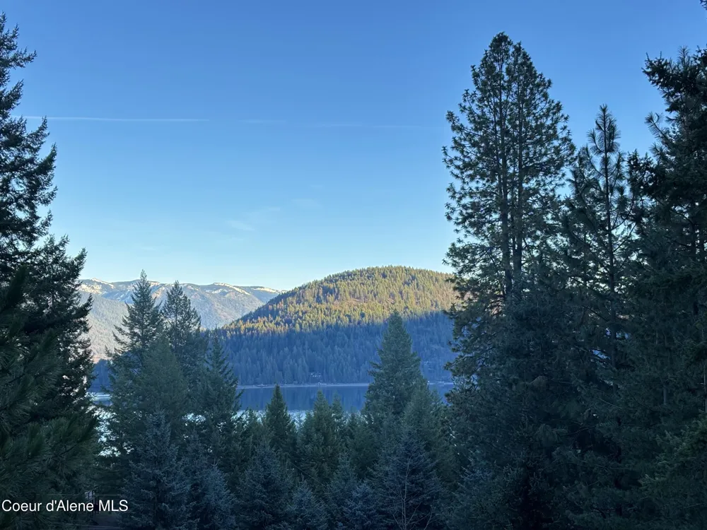 133 Gold Hill Circle Sagle, ID 83860