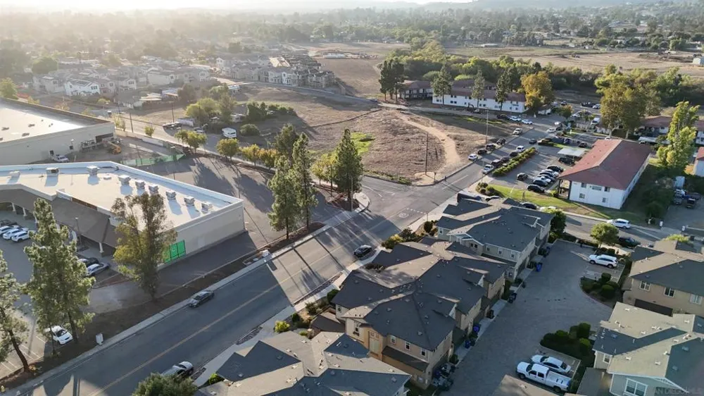 1 Roberston St Ramona, CA 92065