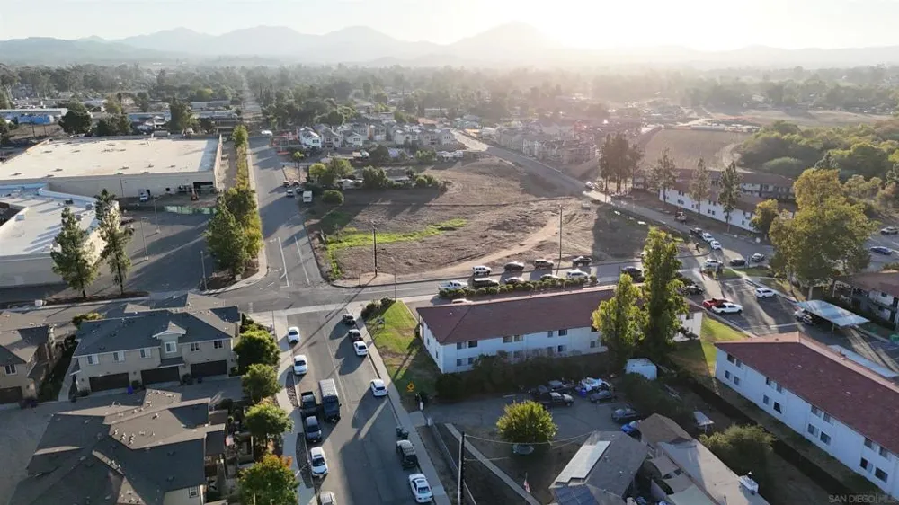 1 Roberston St Ramona, CA 92065