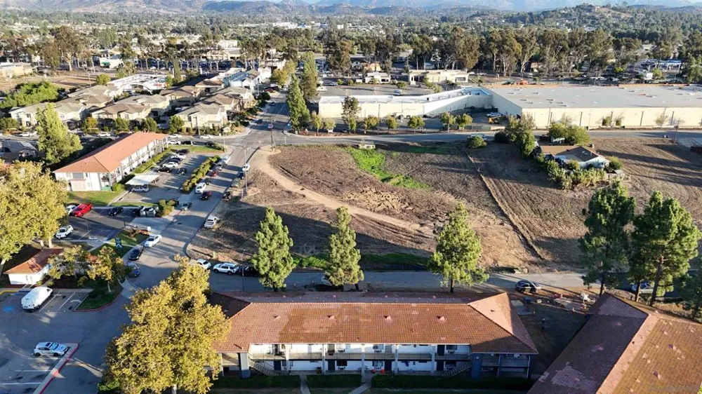1 Roberston St Ramona, CA 92065