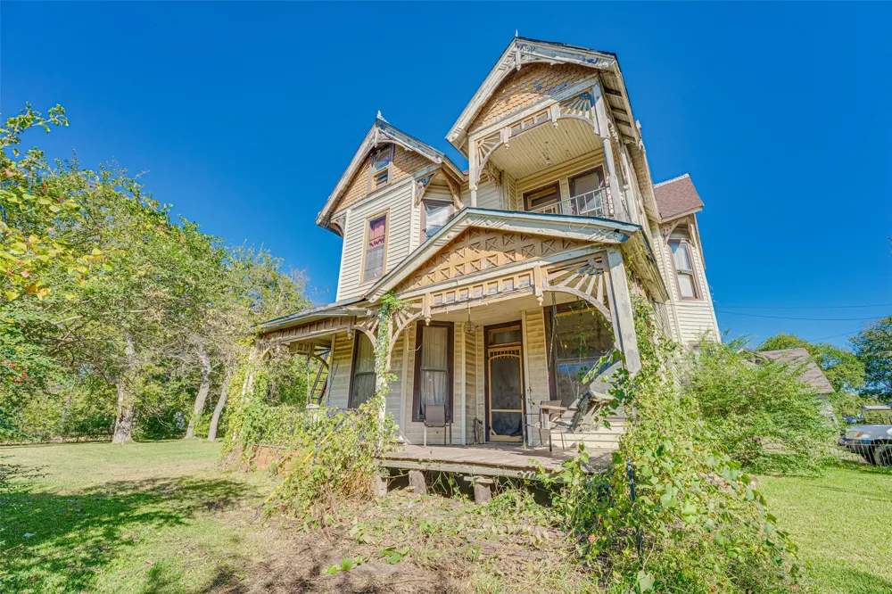 103 Stevens Street Ladonia, TX 75449