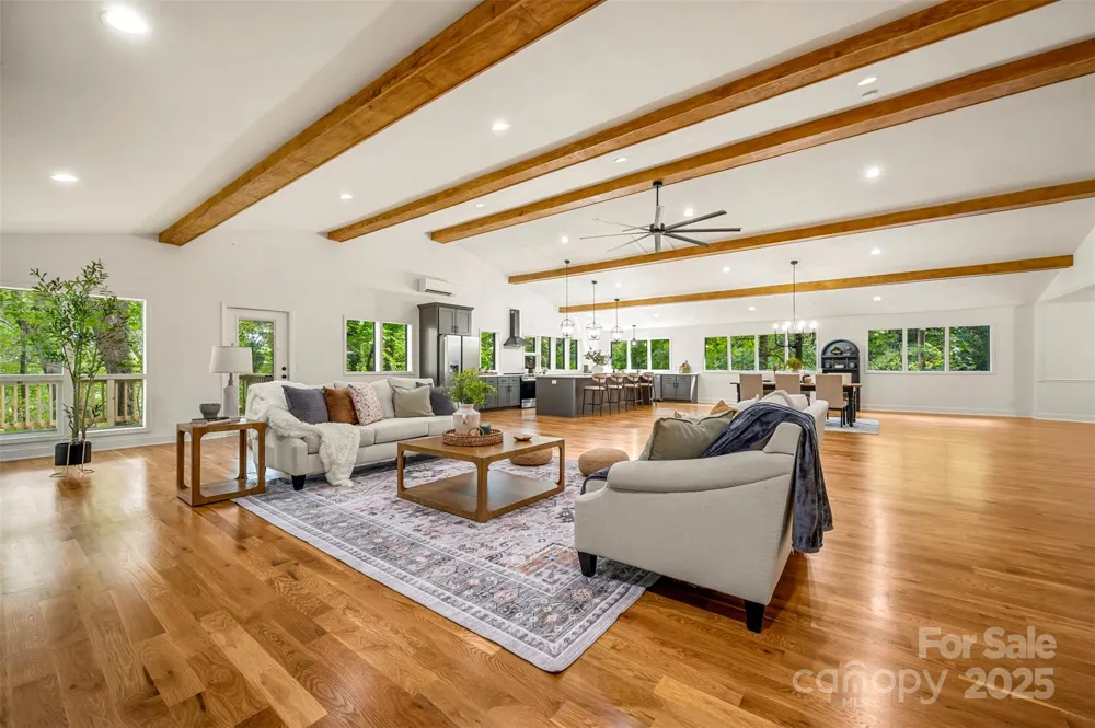 160 Lasae Lane Tryon, NC 28782
