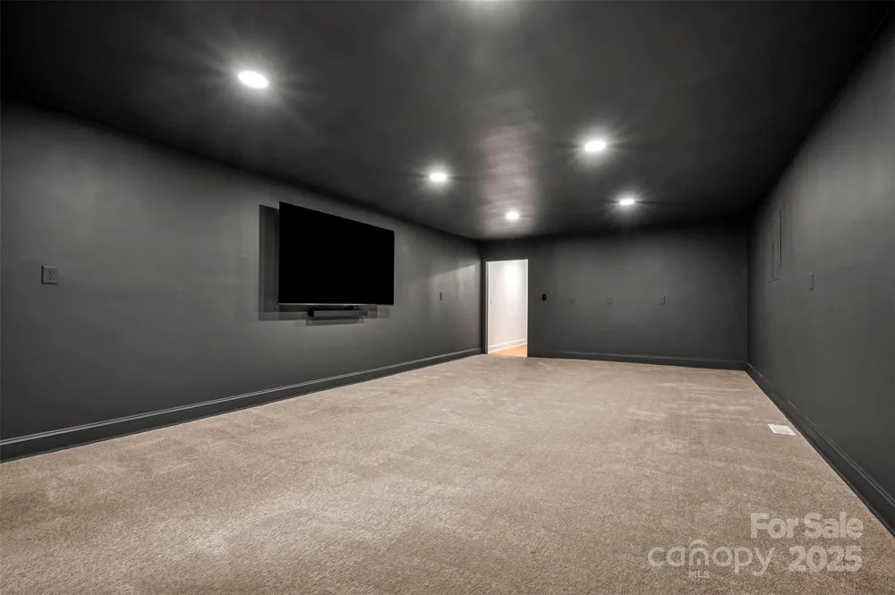 160 Lasae Lane Tryon, NC 28782