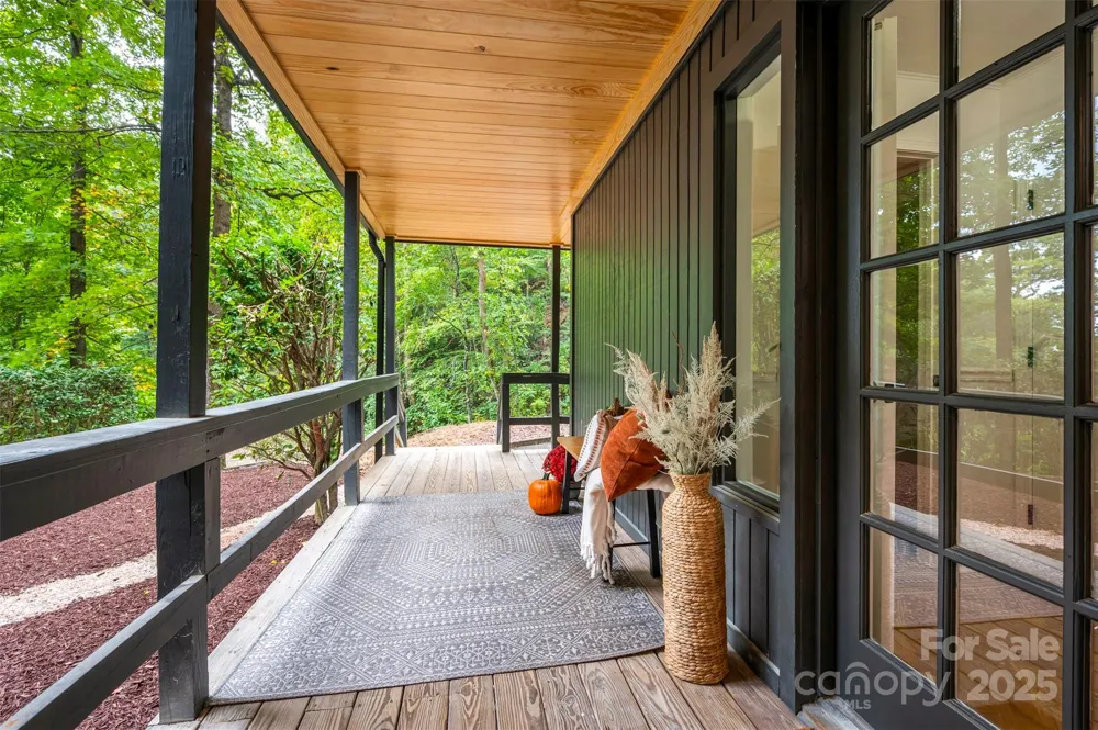 160 Lasae Lane Tryon, NC 28782