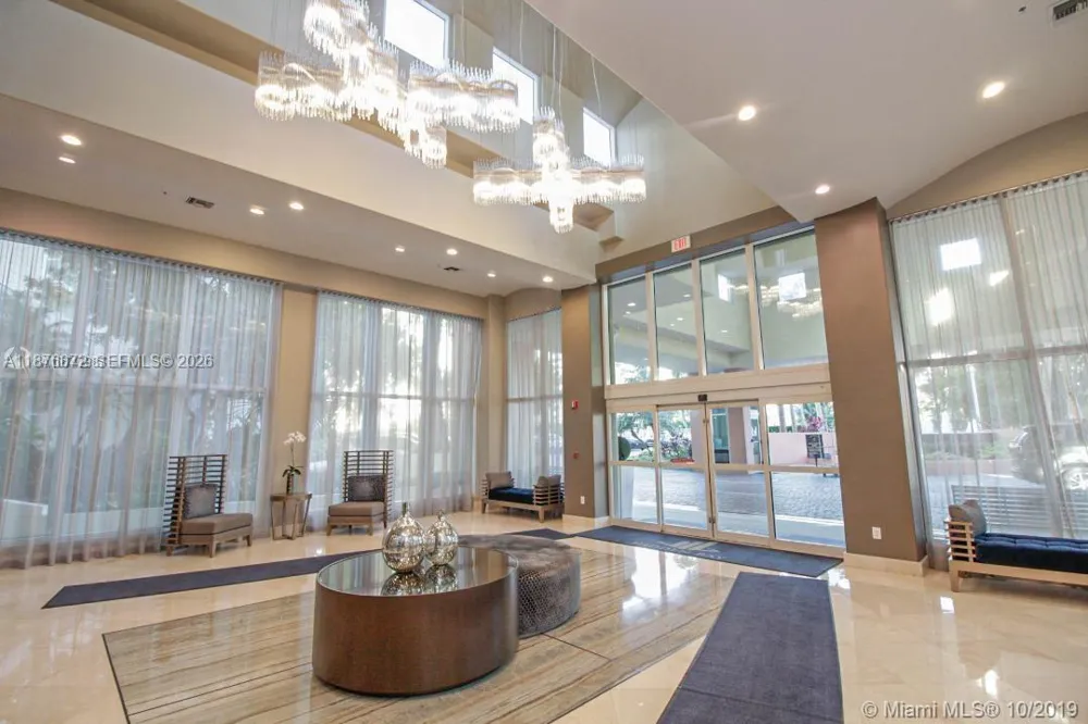 3370 NE 190 St #PH 2909 Aventura, FL 33180
