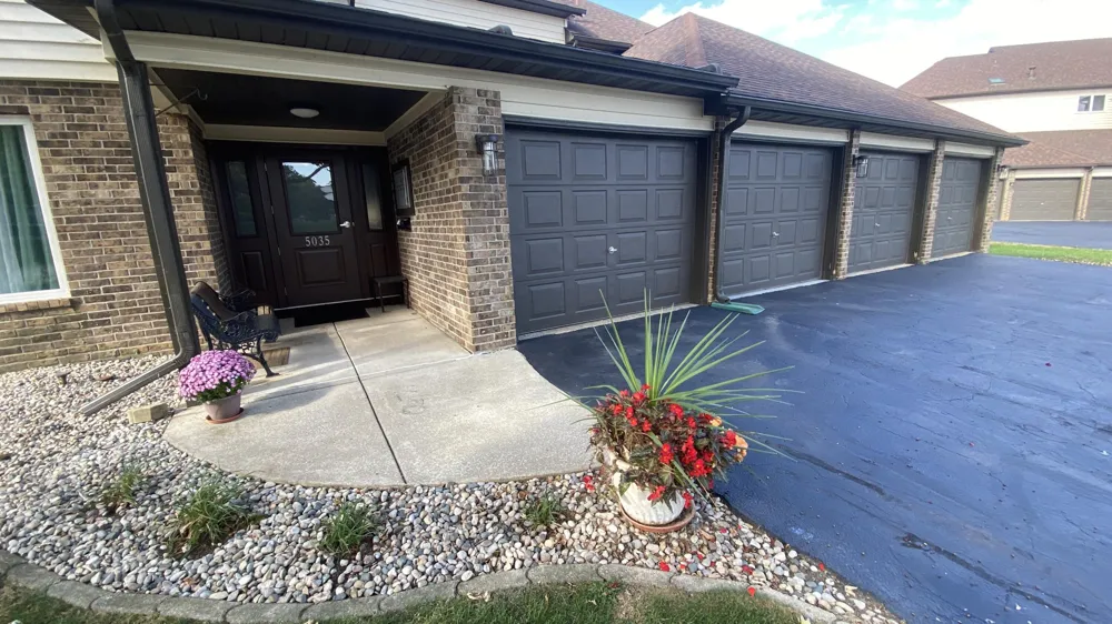 5035 Spinnaker Lane #C Crown Point, IN 46307