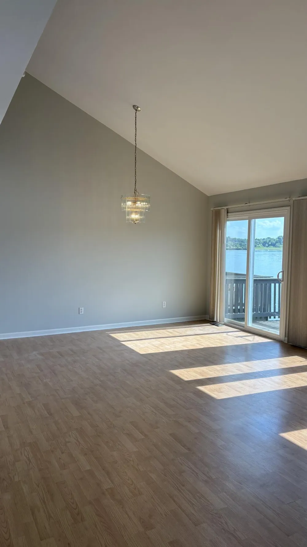 5035 Spinnaker Lane #C Crown Point, IN 46307