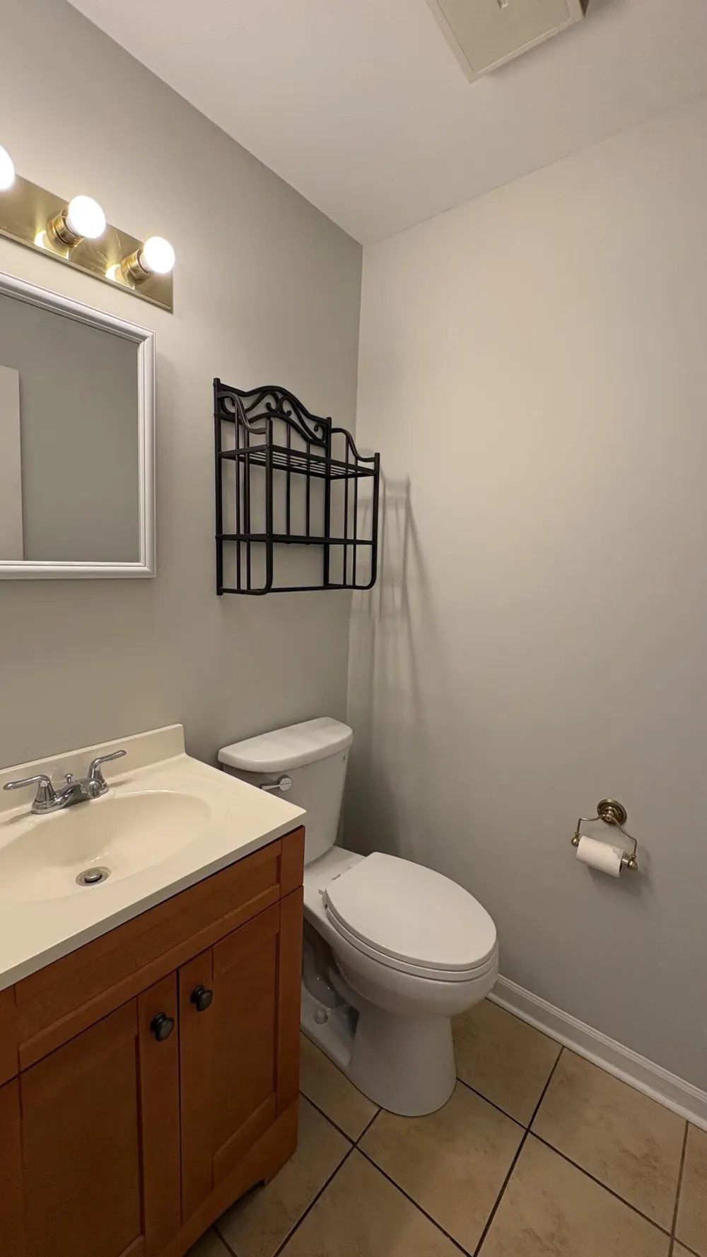 5035 Spinnaker Lane #C Crown Point, IN 46307