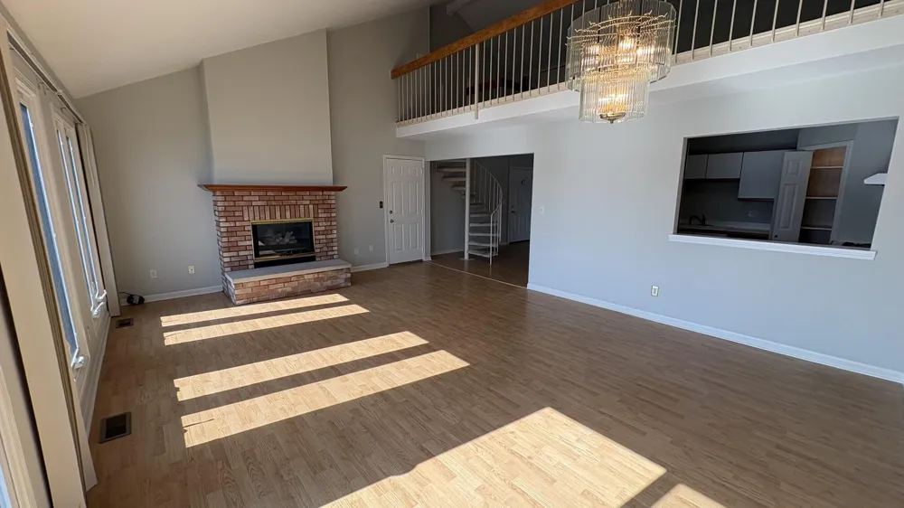 5035 Spinnaker Lane #C Crown Point, IN 46307