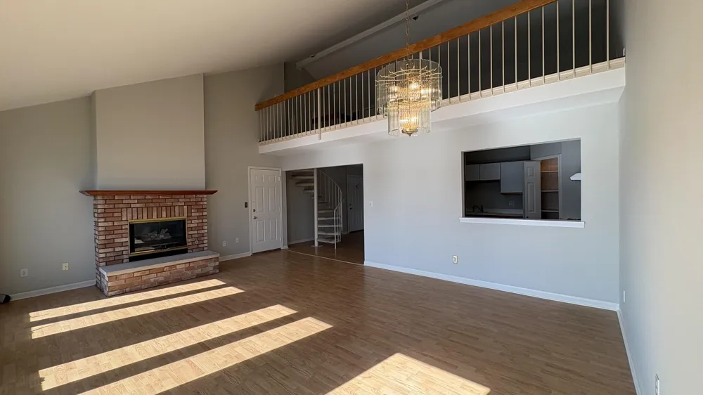 5035 Spinnaker Lane #C Crown Point, IN 46307