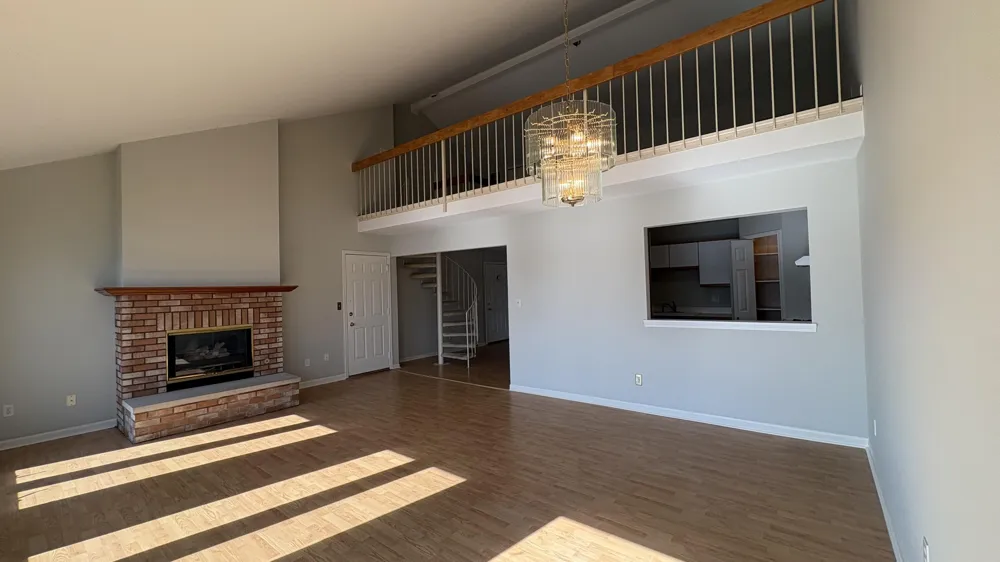 5035 Spinnaker Lane #C Crown Point, IN 46307
